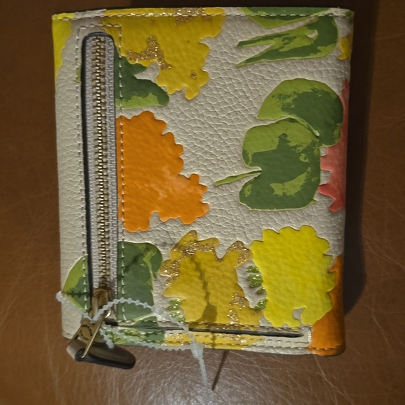 🆕Coach  Floral Wallet - Picture 3 of 4